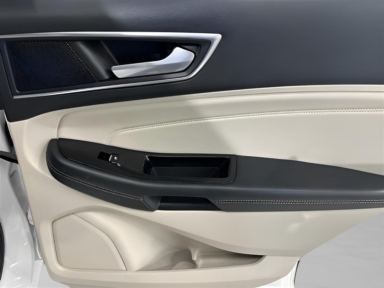 Ford Edge Titanium 2018