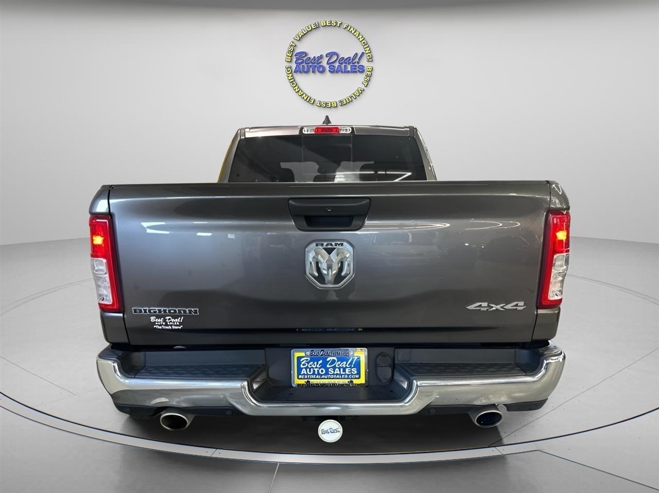 RAM 1500 Big Horn Crew Cab SWB 4WD 2023