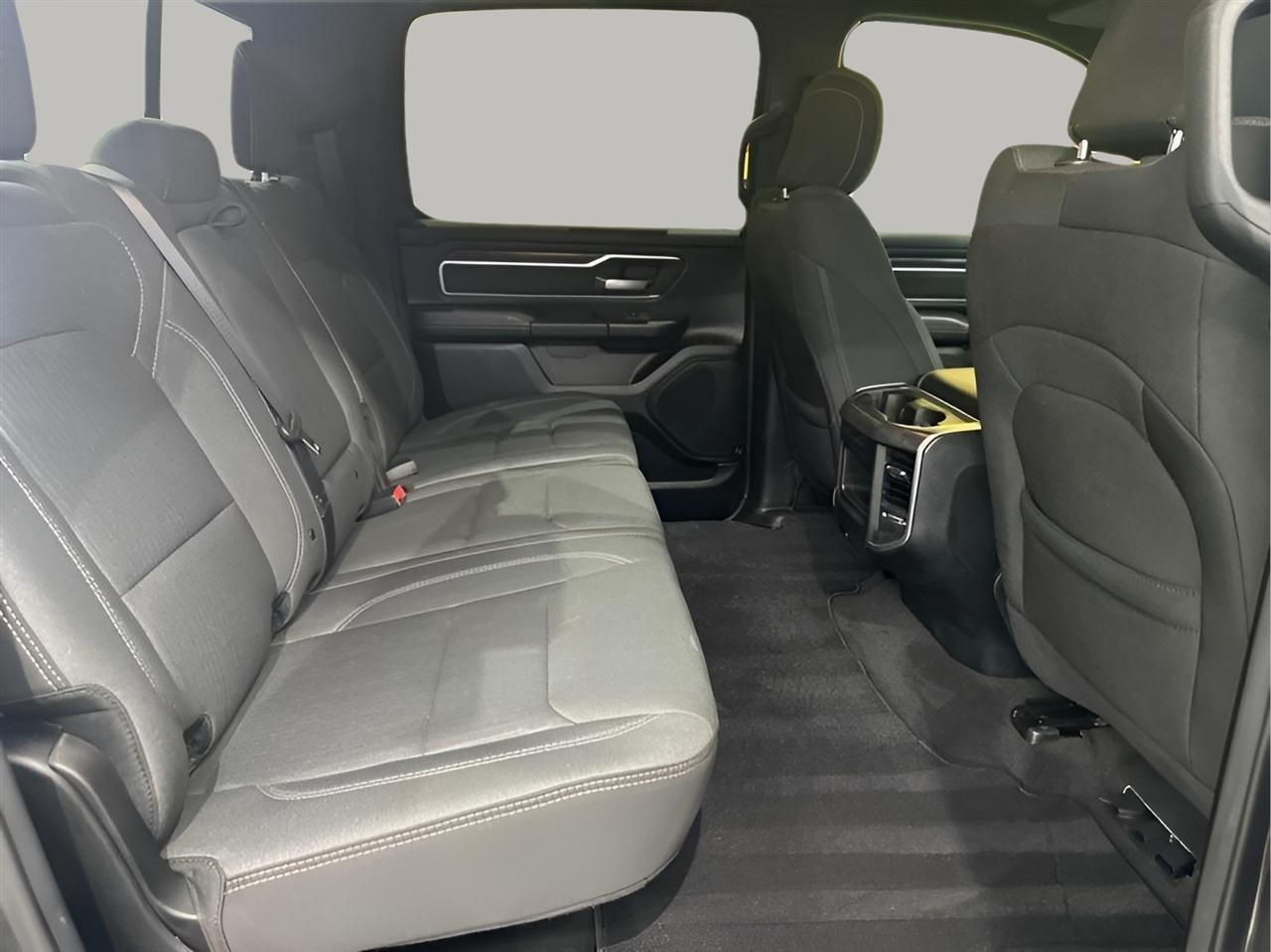 RAM 1500 Big Horn Crew Cab SWB 4WD 2023