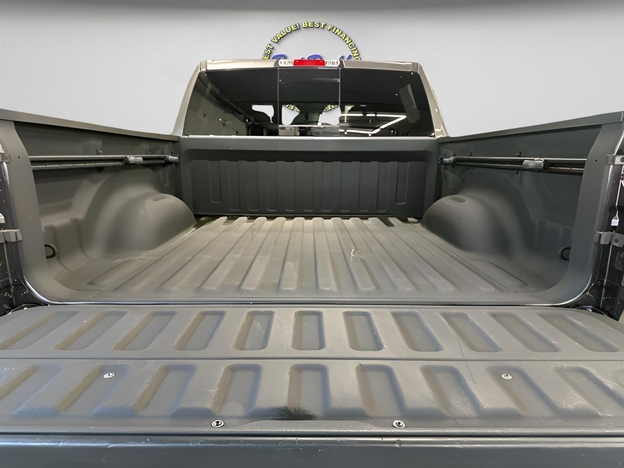 RAM 1500 Big Horn Crew Cab SWB 4WD 2023