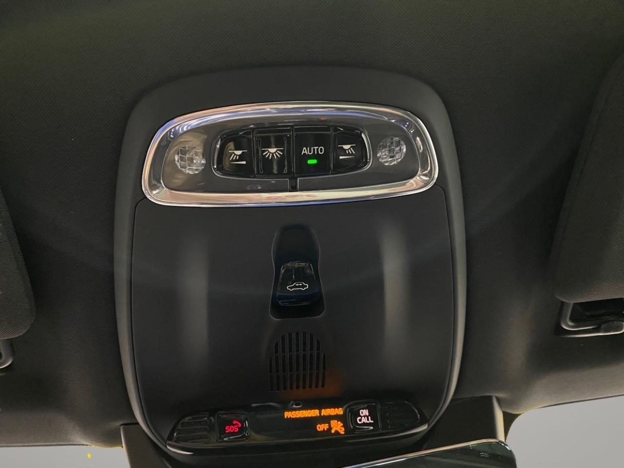 Volvo XC90 T5 Momentum 2018