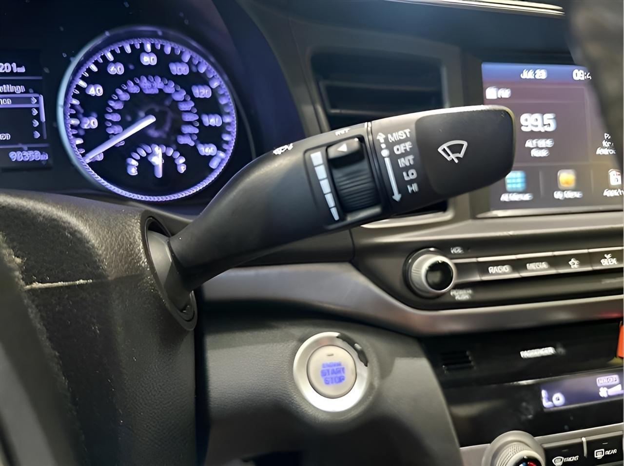 Hyundai Elantra Value Edition Auto 2019