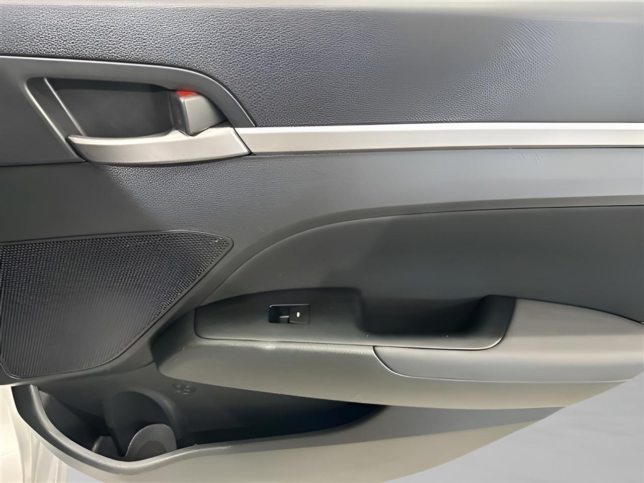 Hyundai Elantra Value Edition Auto 2019