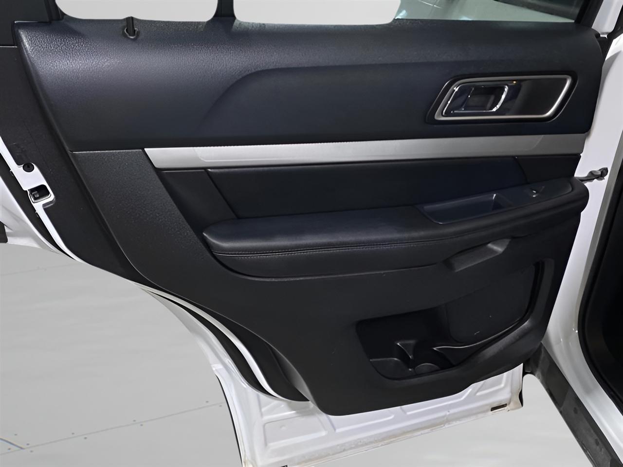 Ford Explorer XLT 4WD 2016