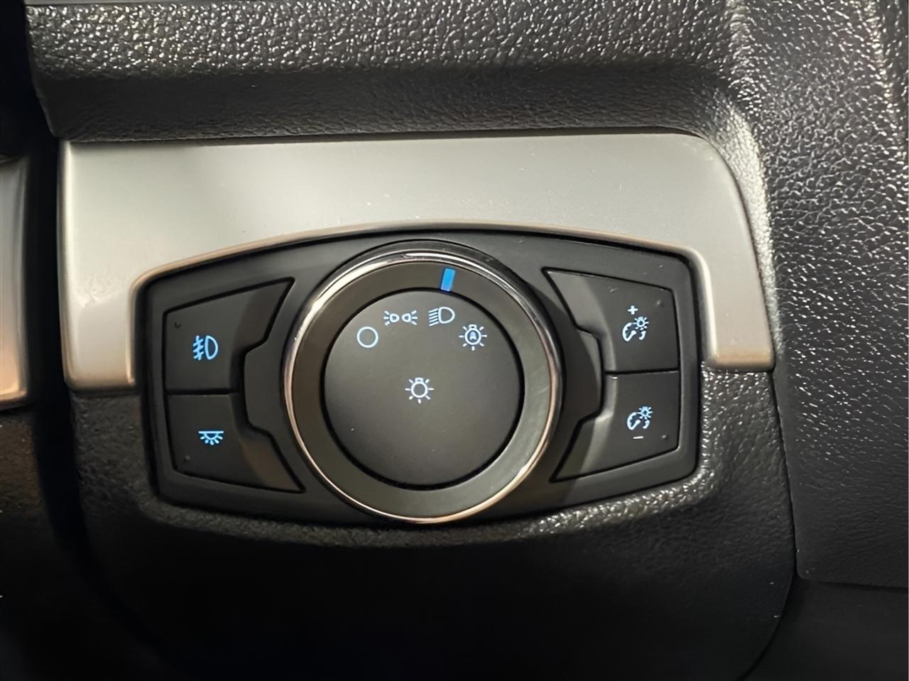 Ford Explorer XLT 4WD 2016