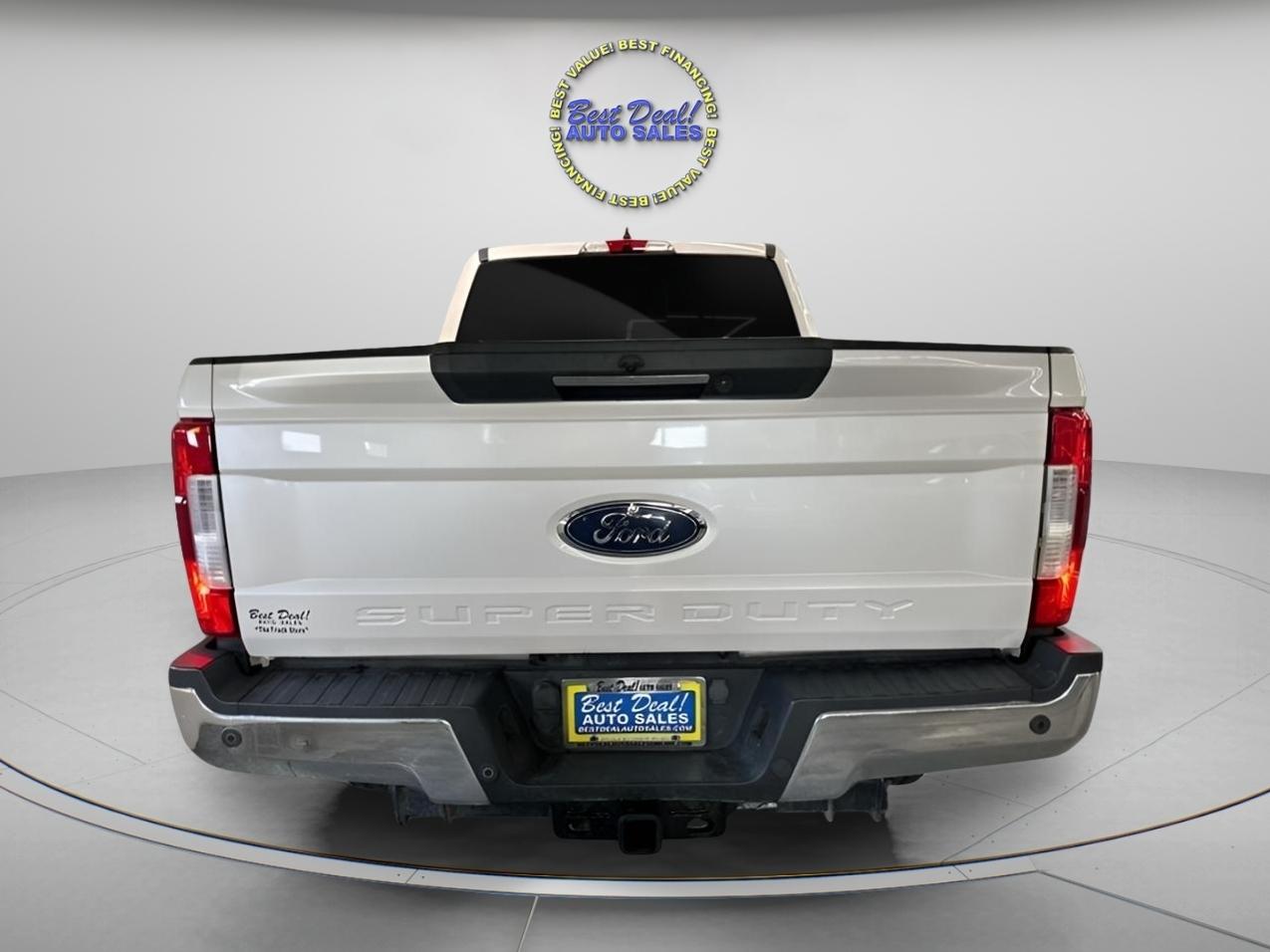 Ford F-250 SD Lariat Crew Cab 4WD 2019