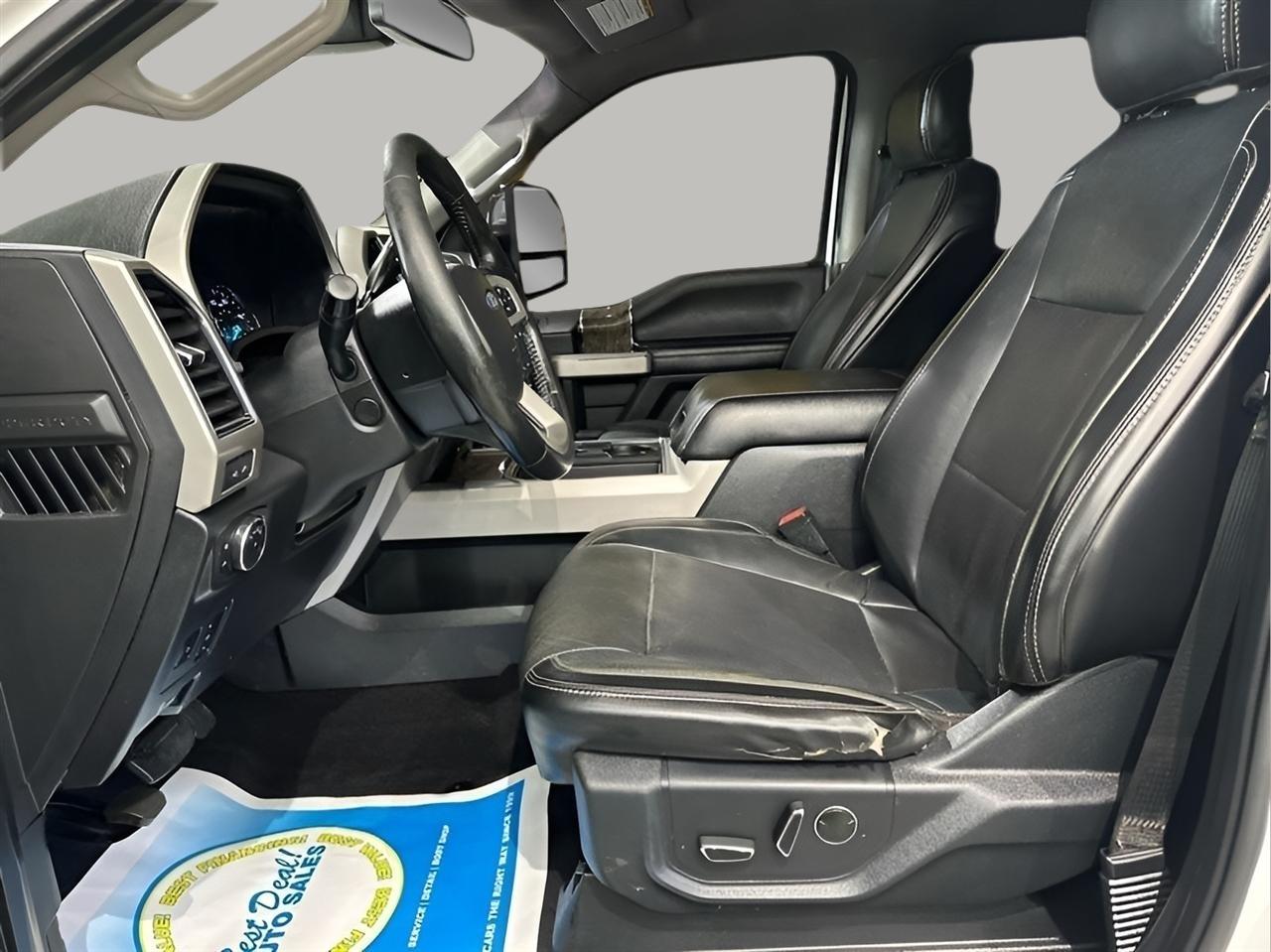 Ford F-250 SD Lariat Crew Cab 4WD 2019
