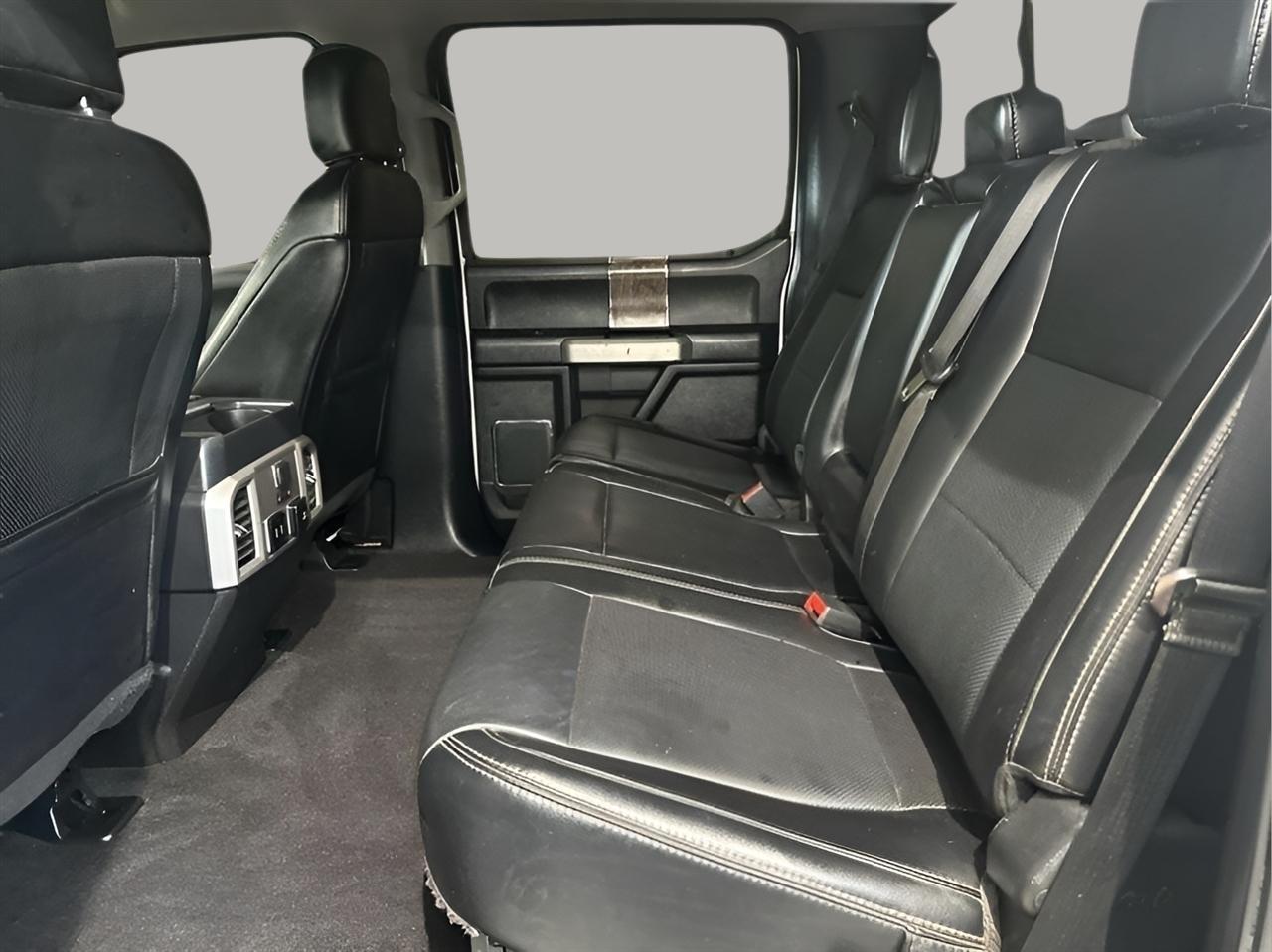 Ford F-250 SD Lariat Crew Cab 4WD 2019
