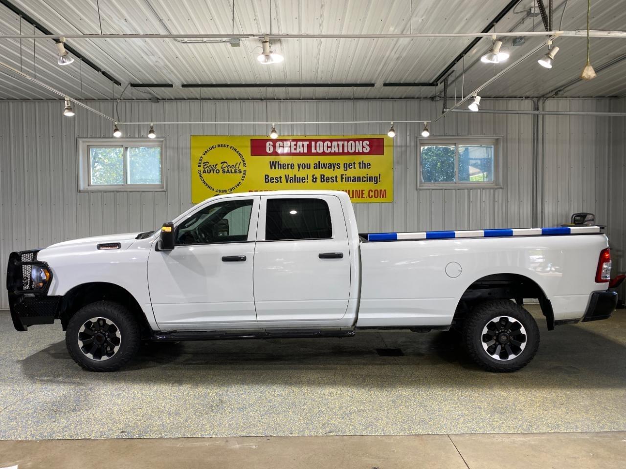 RAM 2500 Tradesman Crew Cab LWB 4WD 2023