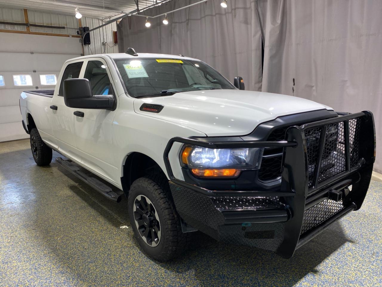 RAM 2500 Tradesman Crew Cab LWB 4WD 2023