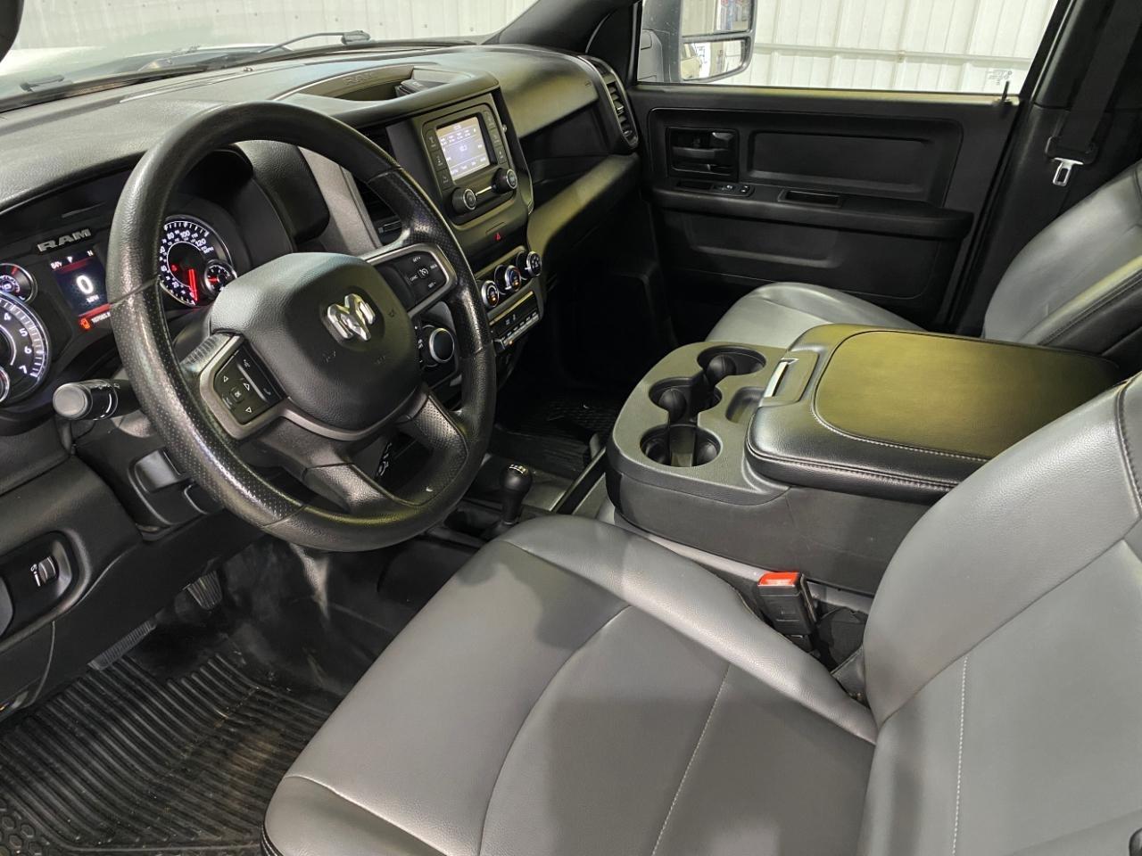RAM 2500 Tradesman Crew Cab LWB 4WD 2023