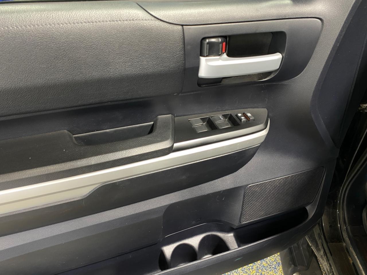 Toyota Tundra SR5 5.7L V8 FFV Double Cab 4WD 2015
