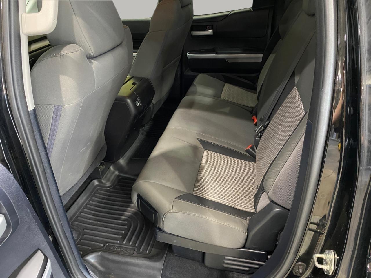 Toyota Tundra SR5 5.7L V8 FFV Double Cab 4WD 2015