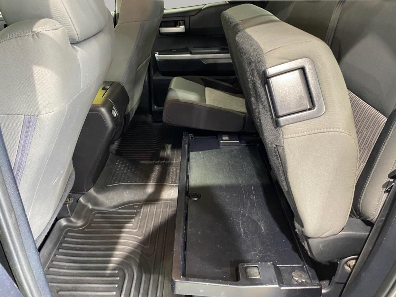 Toyota Tundra SR5 5.7L V8 FFV Double Cab 4WD 2015