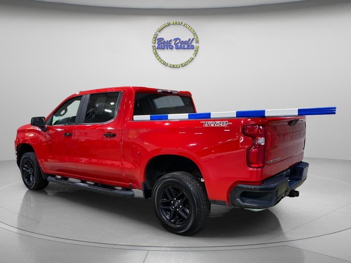 Chevrolet Silverado 1500 LT Trail Boss Crew Cab Long Box 4WD 2021