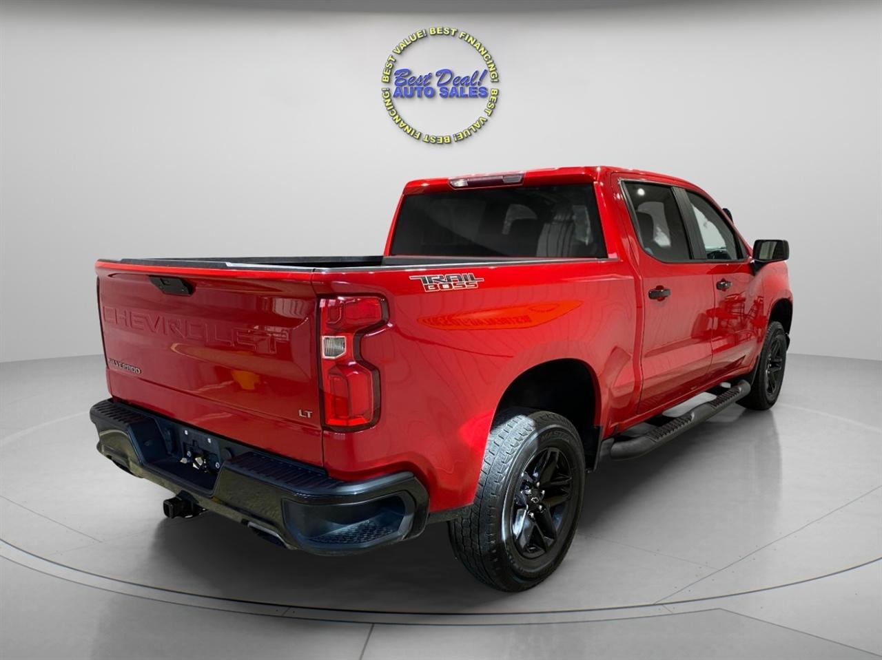 Chevrolet Silverado 1500 LT Trail Boss Crew Cab Long Box 4WD 2021