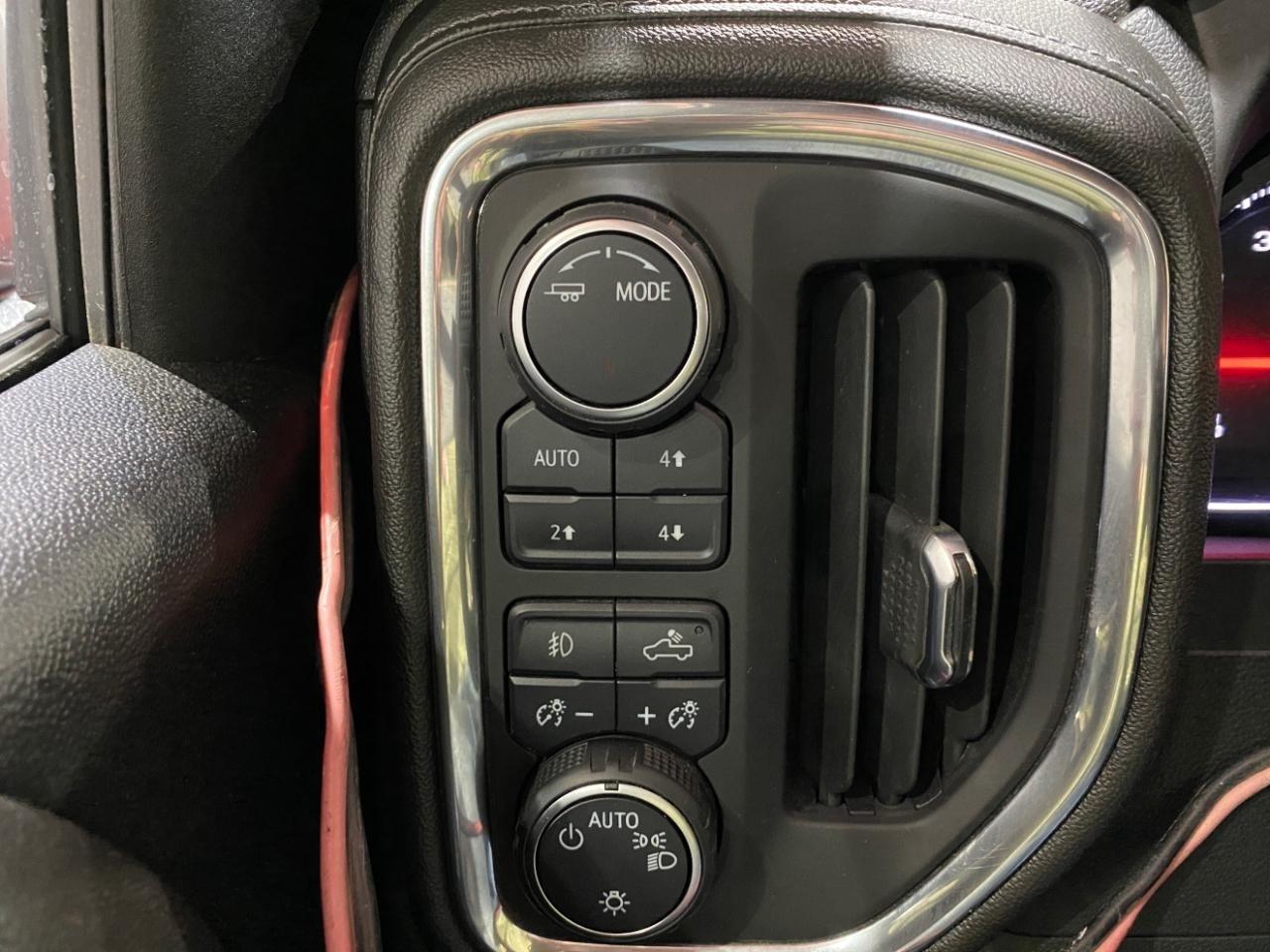Chevrolet Silverado 1500 LT Trail Boss Crew Cab Long Box 4WD 2021