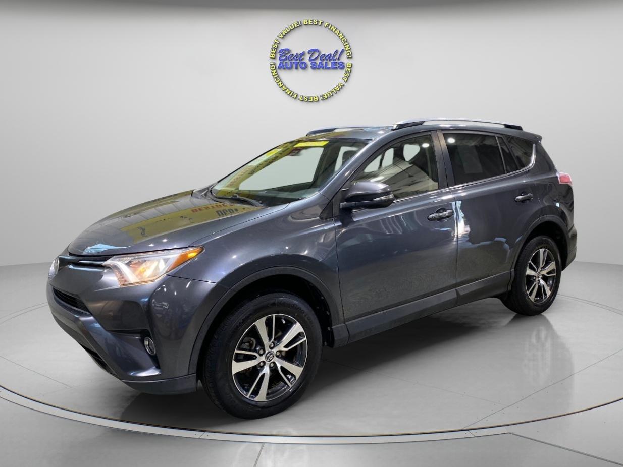 2017 Toyota RAV4 XLE 4DR SUV
