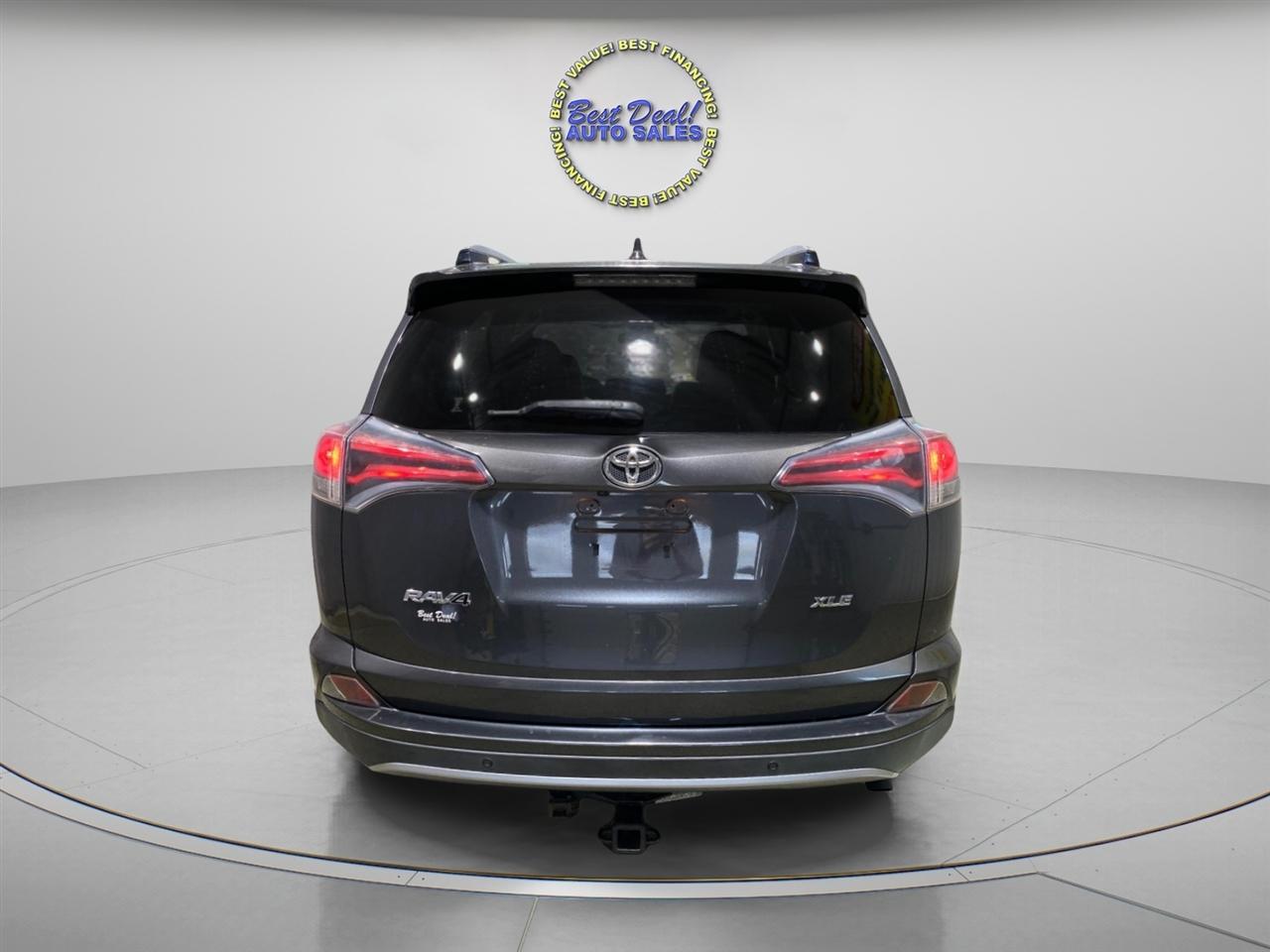 Toyota RAV4  2017