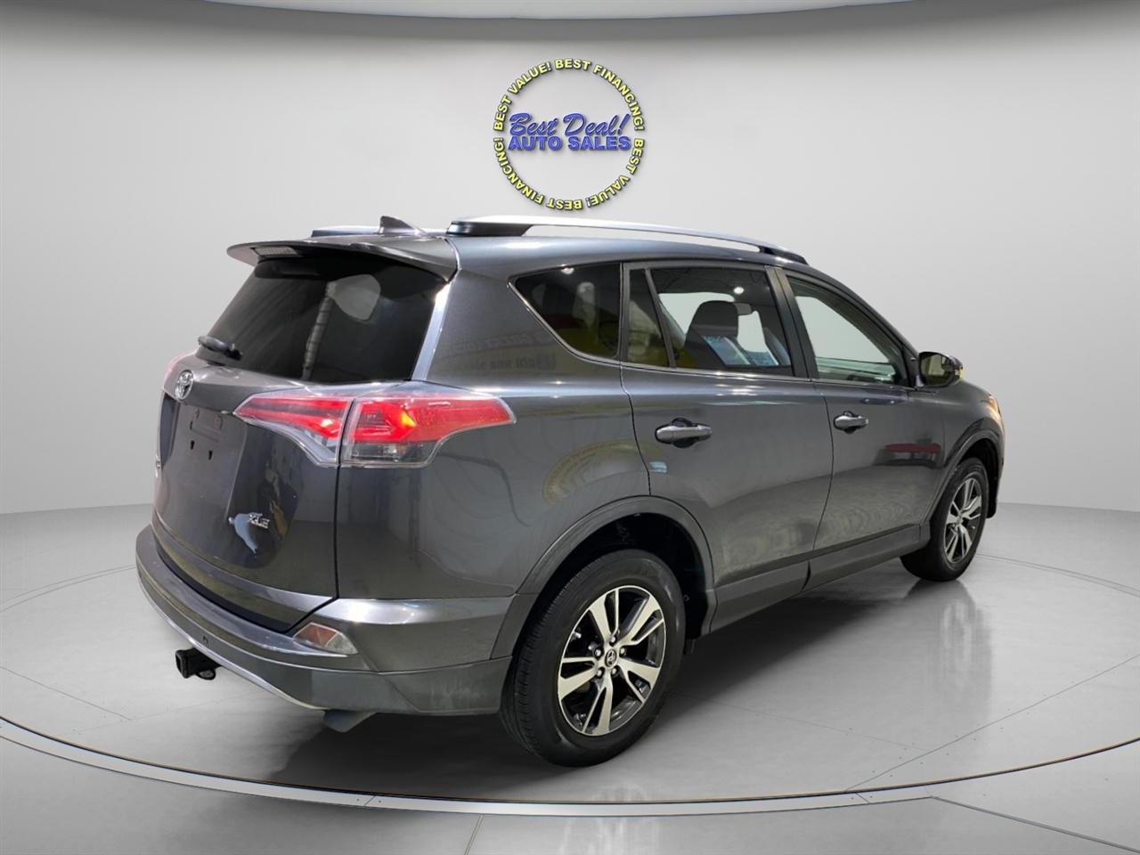 Toyota RAV4  2017