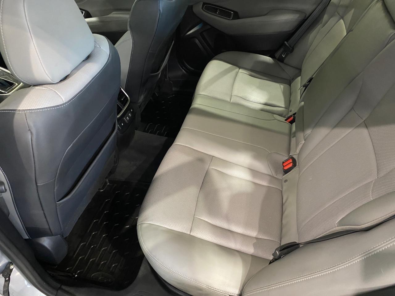 Subaru Legacy Limited 2020