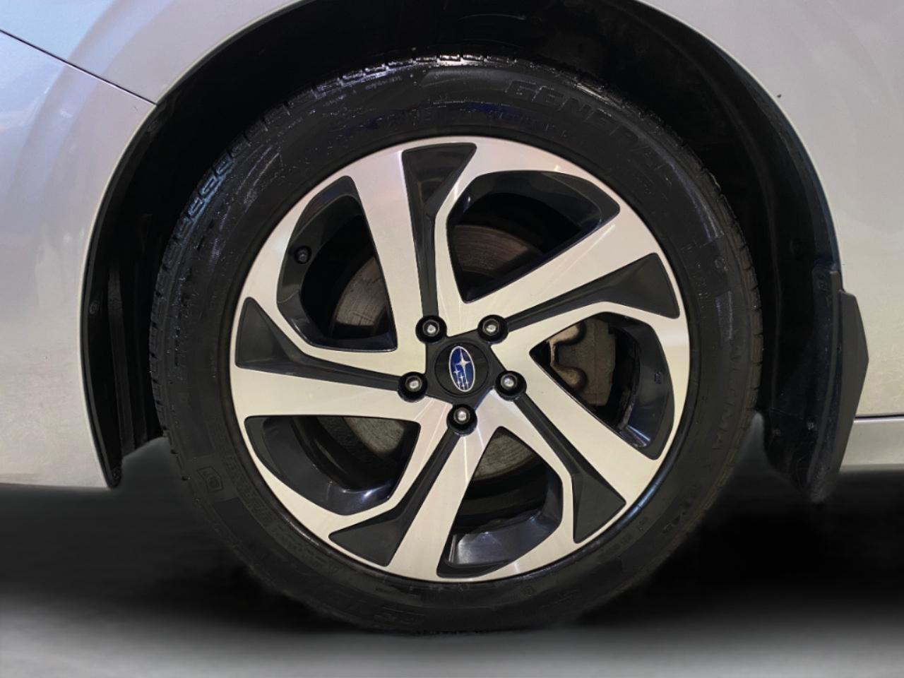 Subaru Legacy Limited 2020