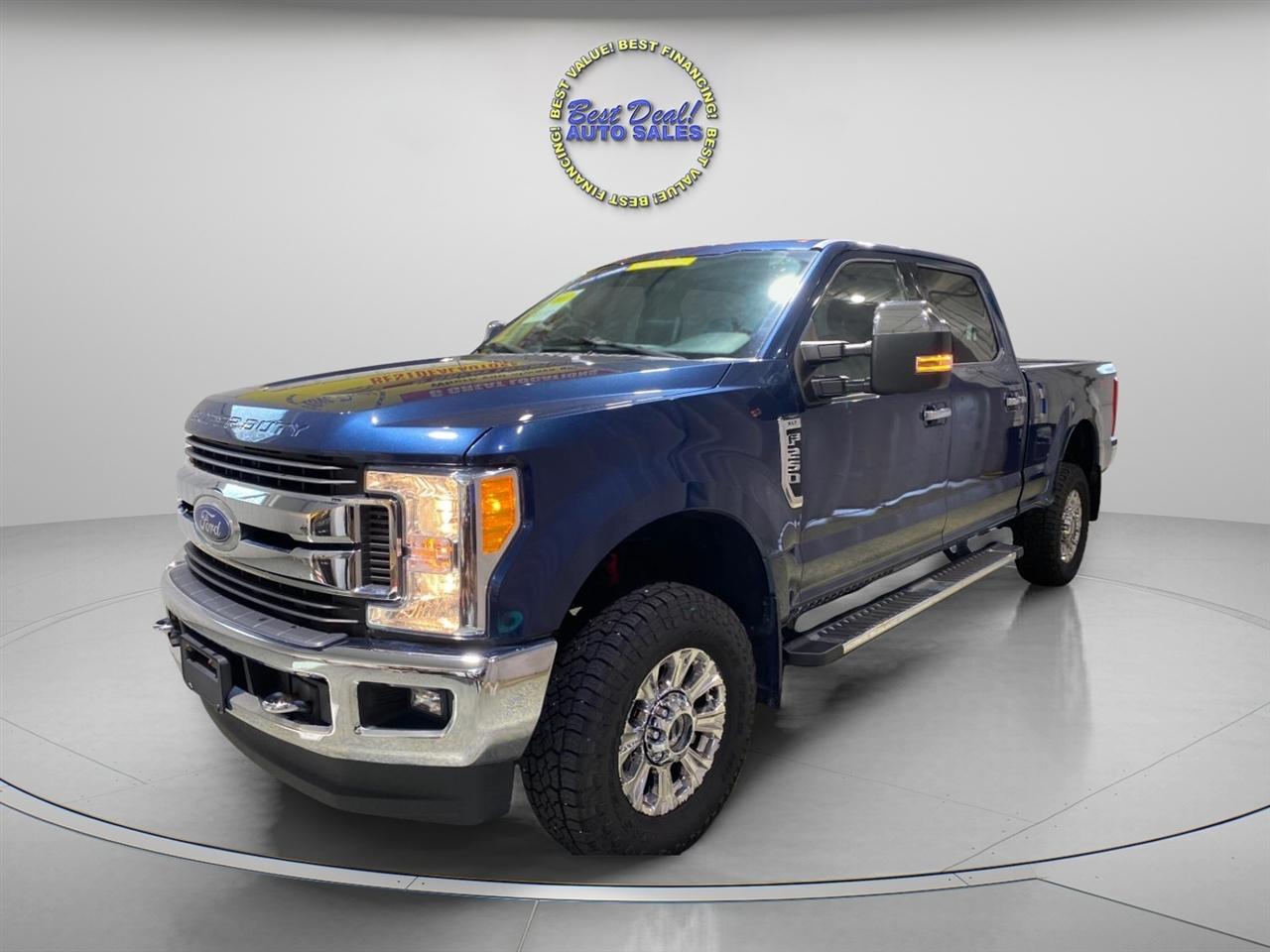 2017 Ford F-250 SD XLT Crew Cab 4WD