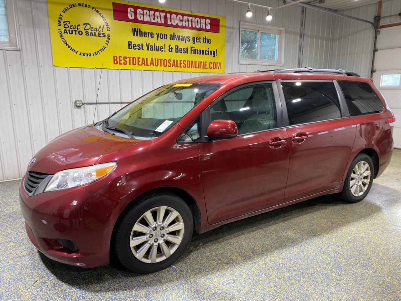 2013 Toyota Sienna LE AWD