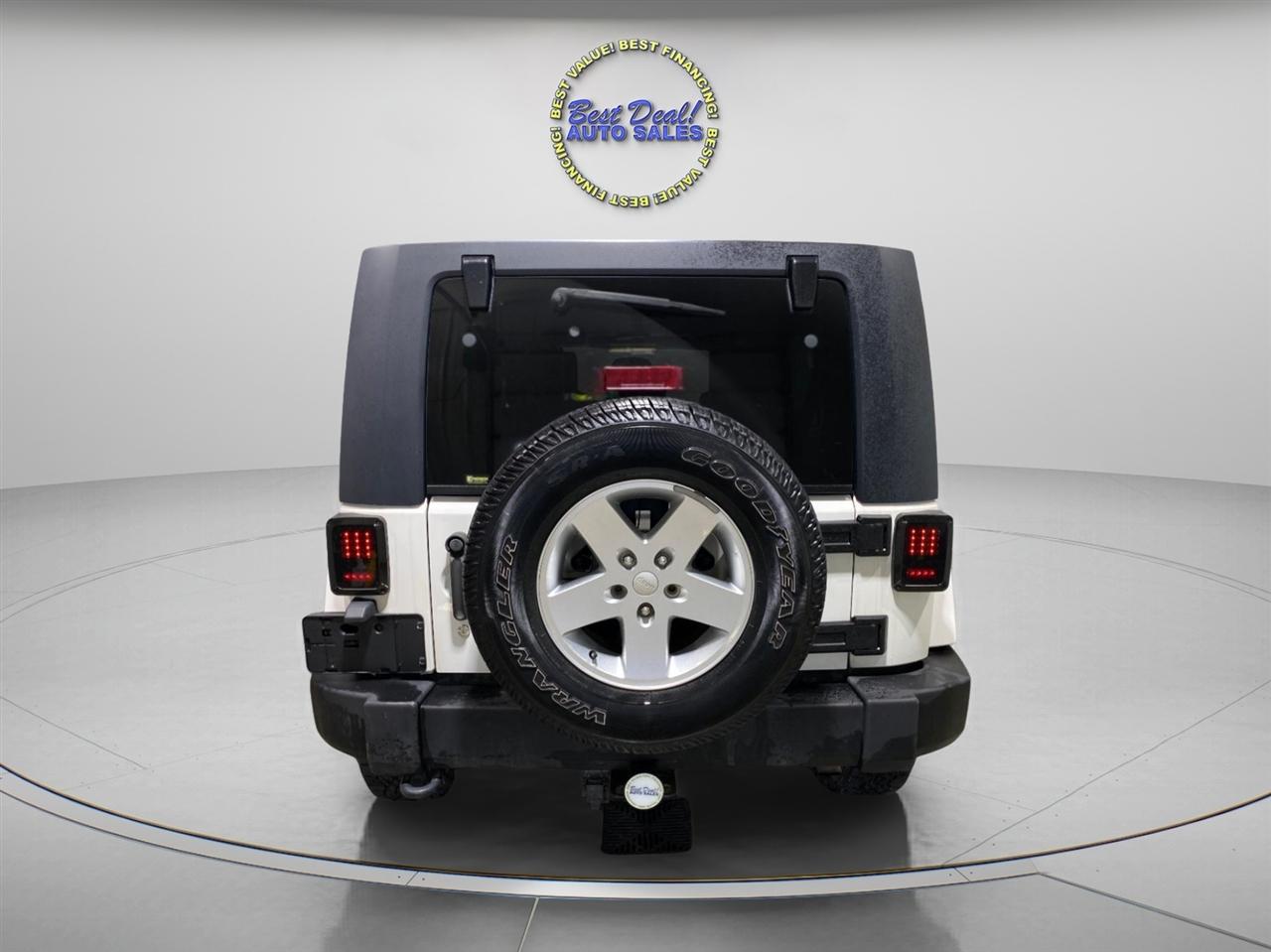 Jeep Wrangler Unlimited Sport 4WD 2010