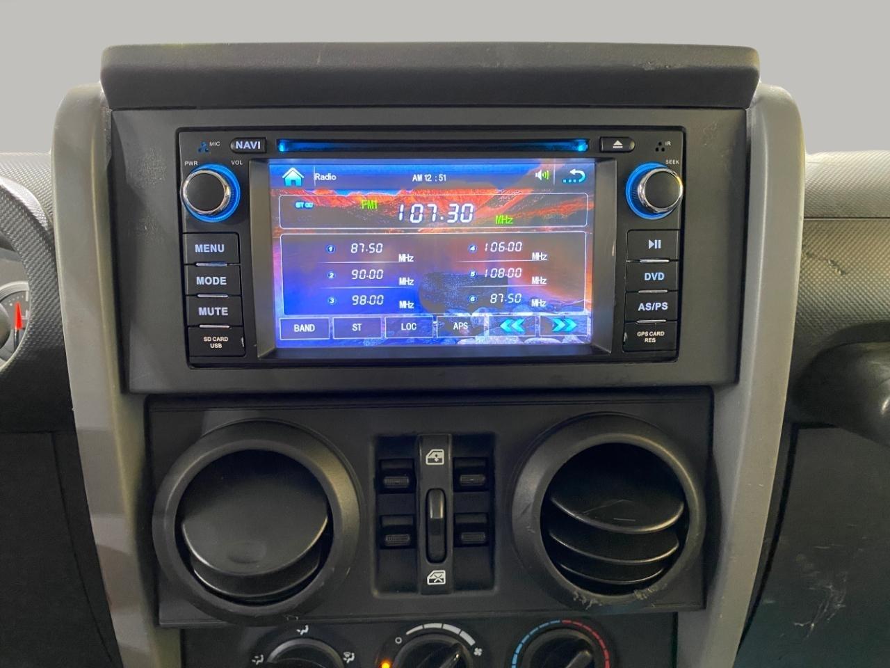 Jeep Wrangler Unlimited Sport 4WD 2010