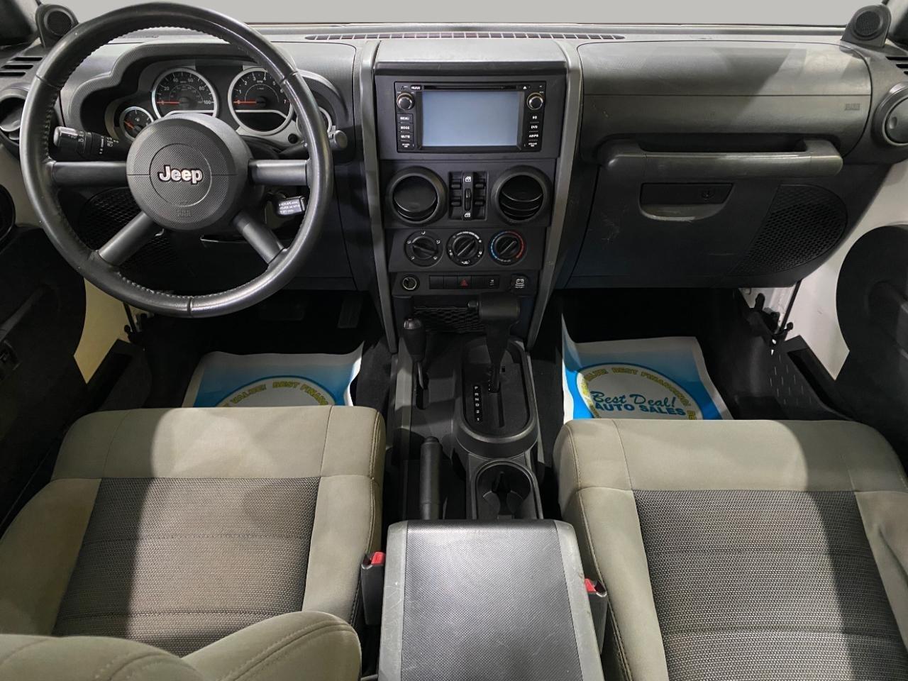 Jeep Wrangler Unlimited Sport 4WD 2010