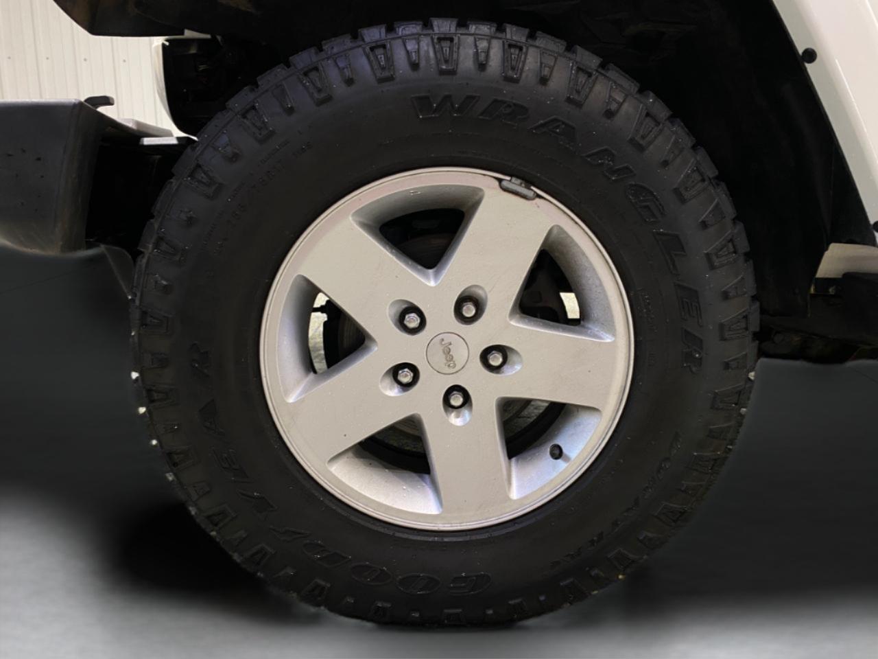 Jeep Wrangler Unlimited Sport 4WD 2010