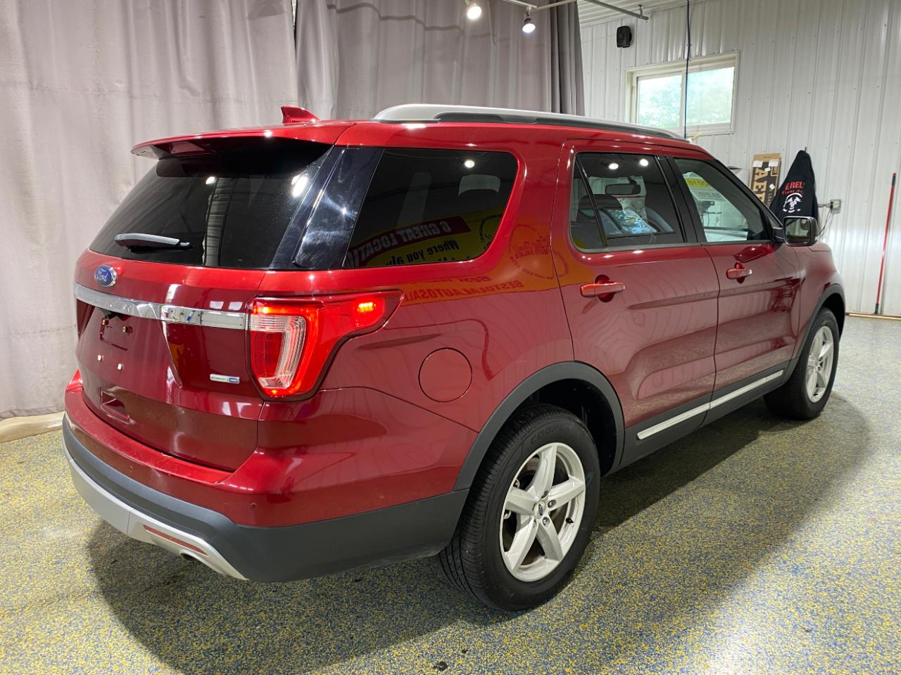 Ford Explorer XLT 4WD 2016