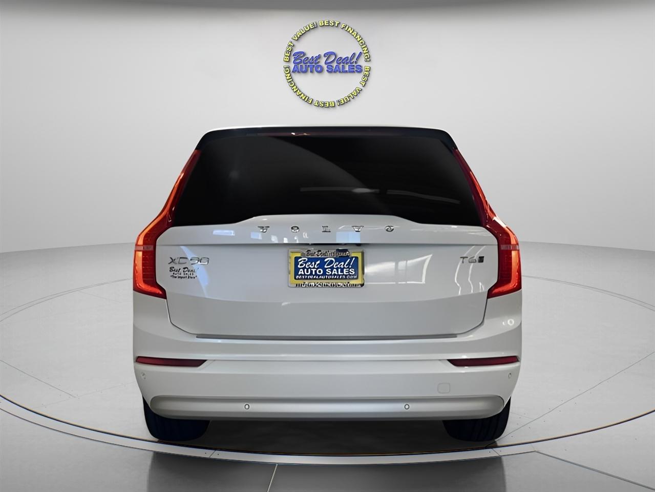 Volvo XC90 T6 Momentum AWD 2022