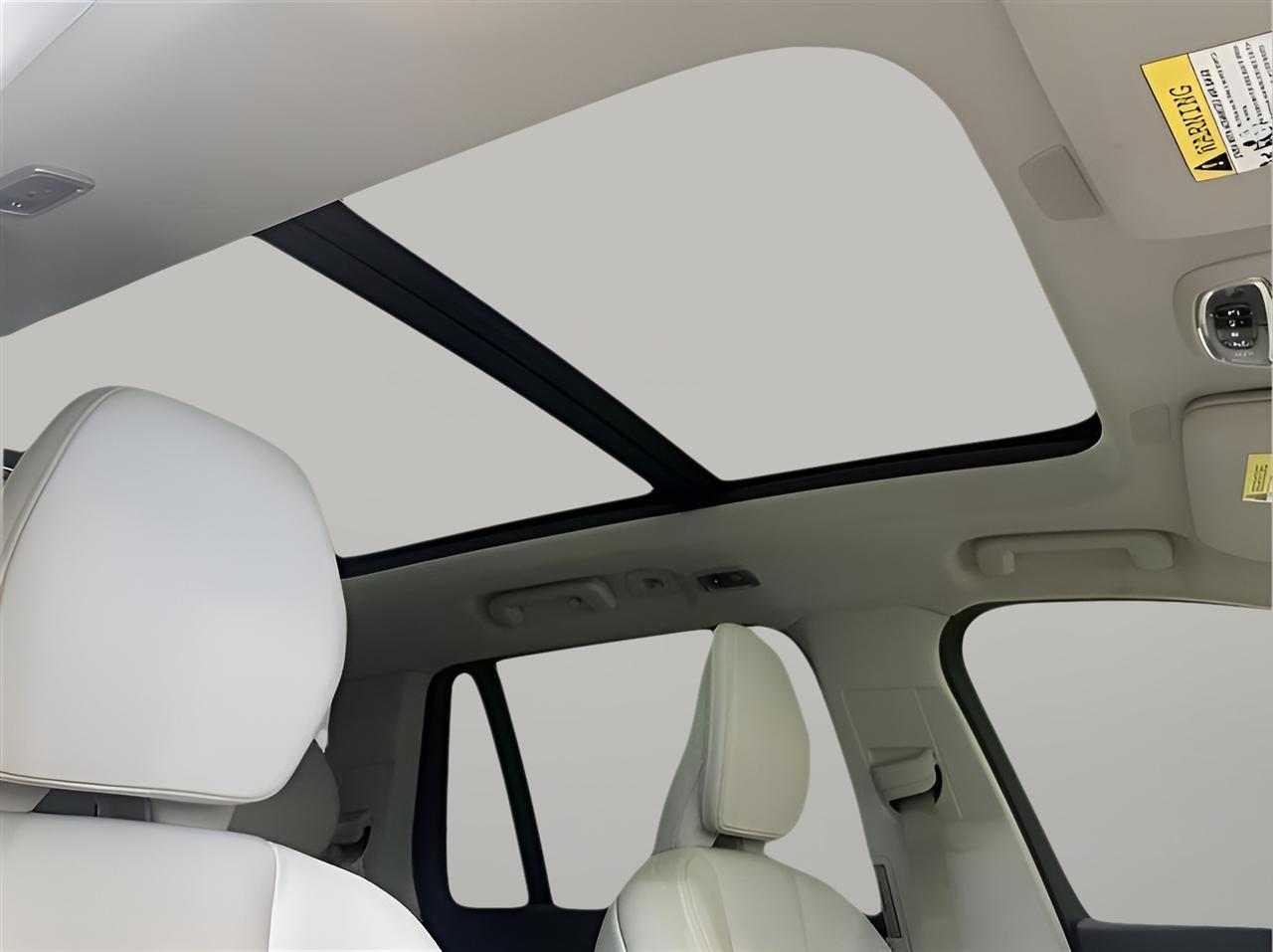 Volvo XC90 T6 Momentum AWD 2022