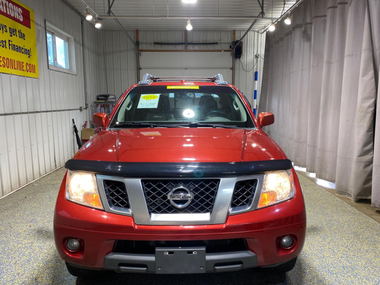 Nissan Frontier SL Crew Cab 5AT 4WD 2015