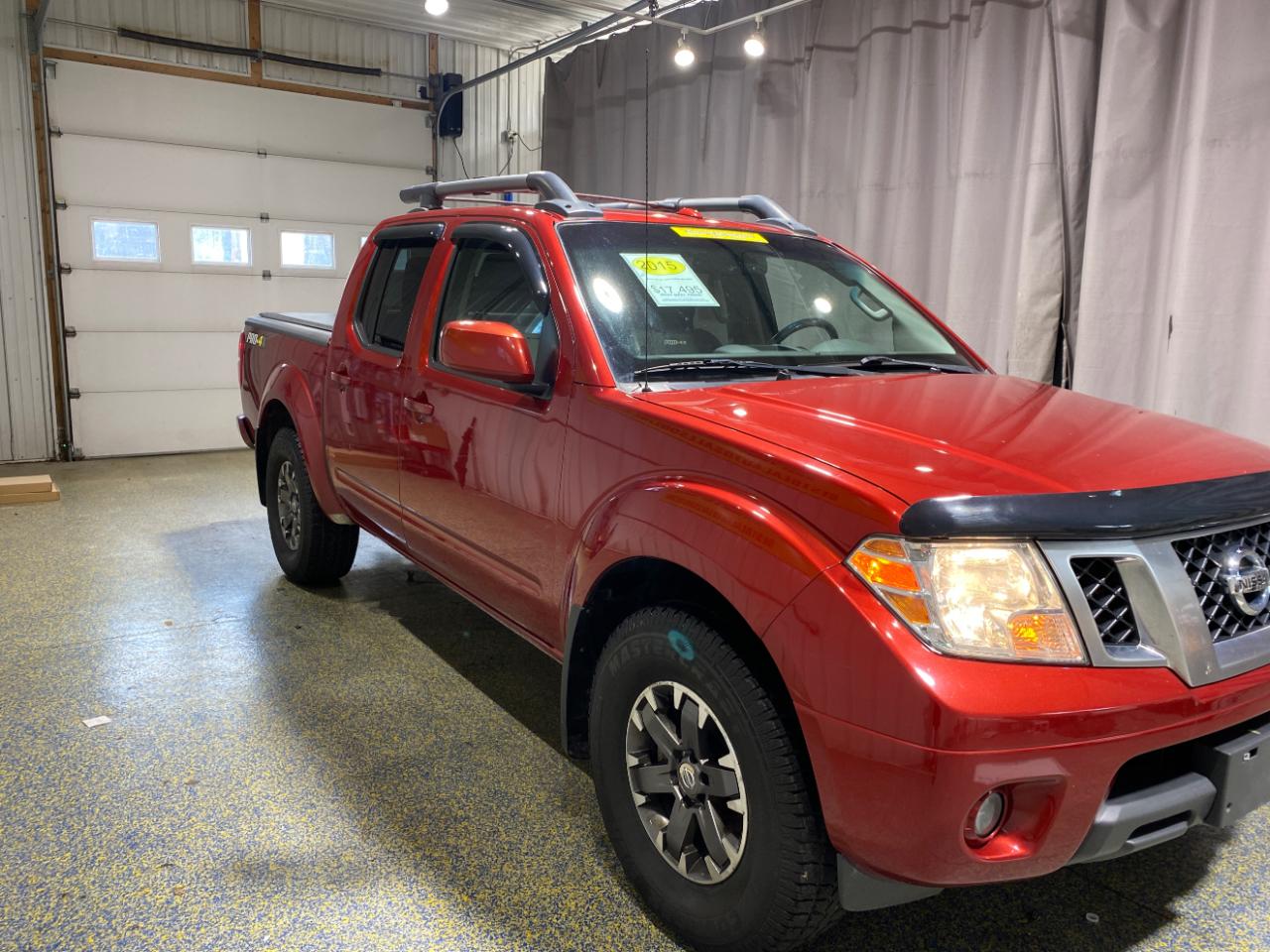 Nissan Frontier SL Crew Cab 5AT 4WD 2015