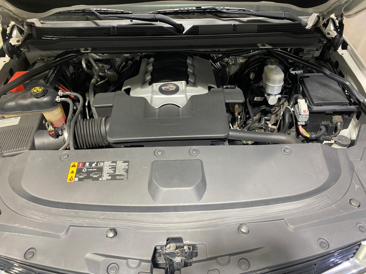 Cadillac Escalade 4WD 4dr Luxury 2017