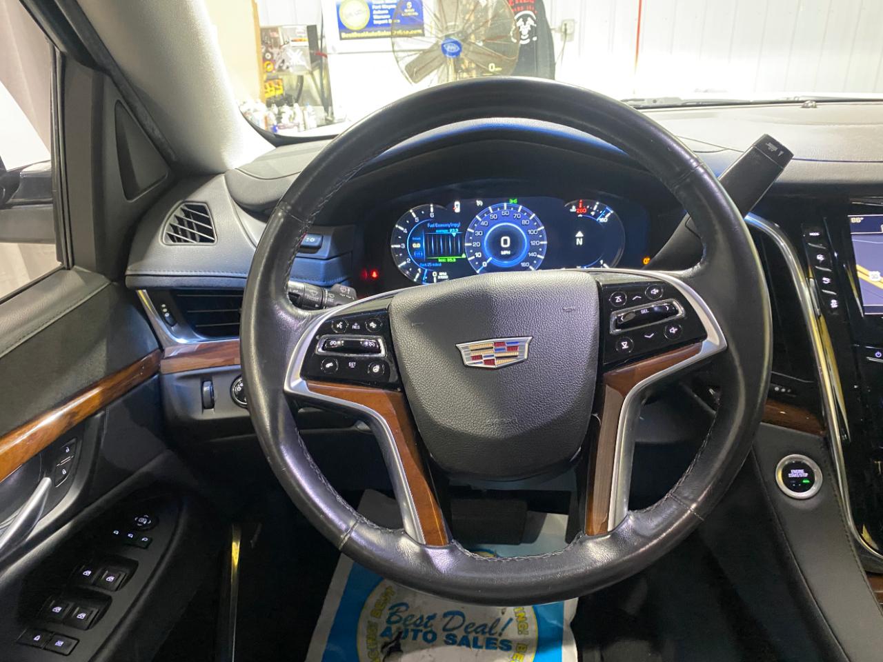 Cadillac Escalade 4WD 4dr Luxury 2017