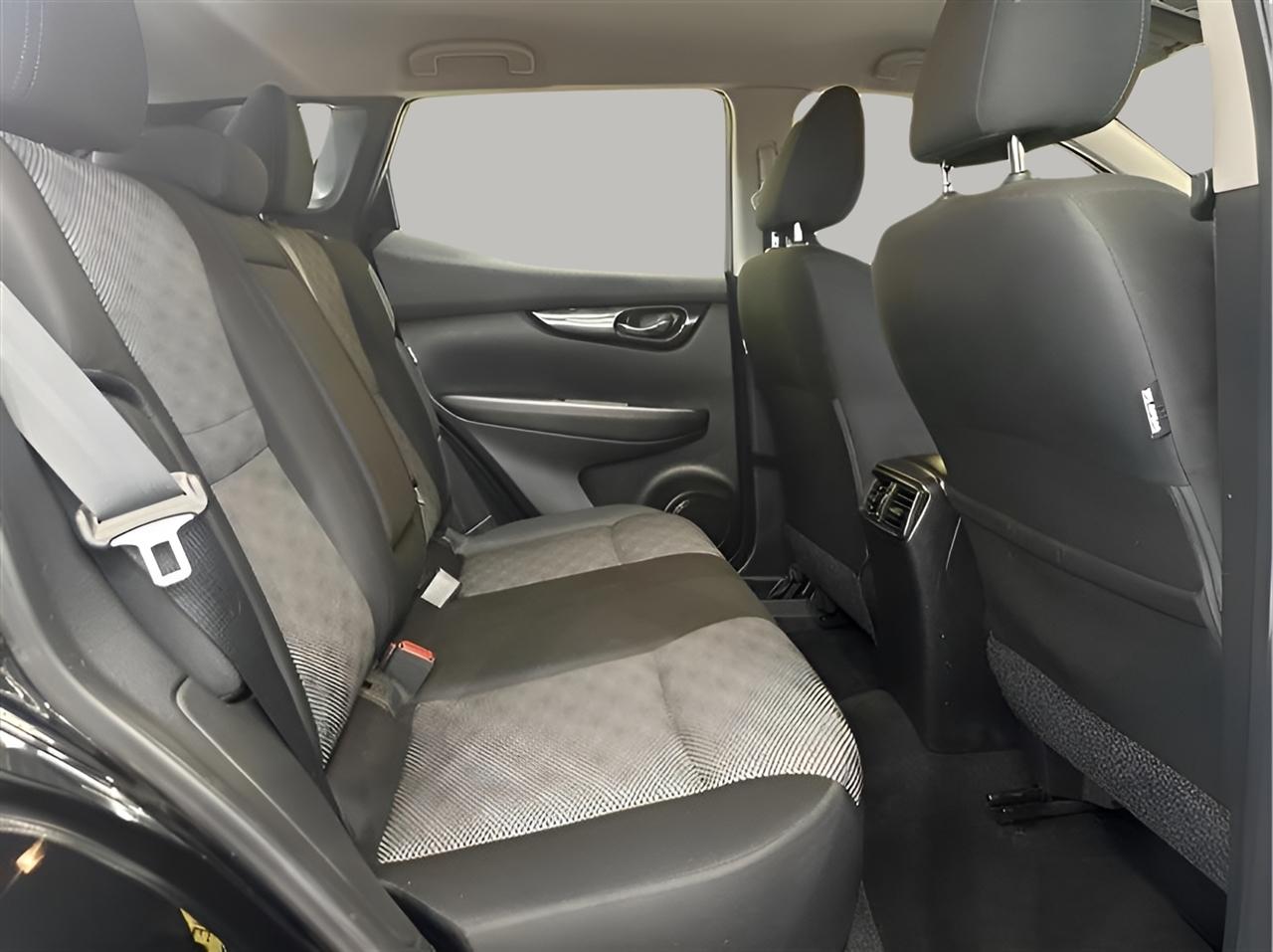Nissan Rogue Sport SV AWD 2021