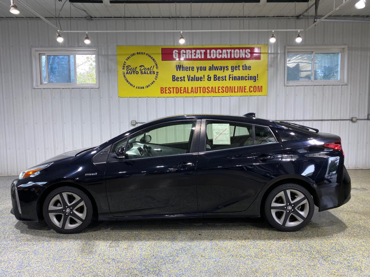 Toyota Prius LE 2022