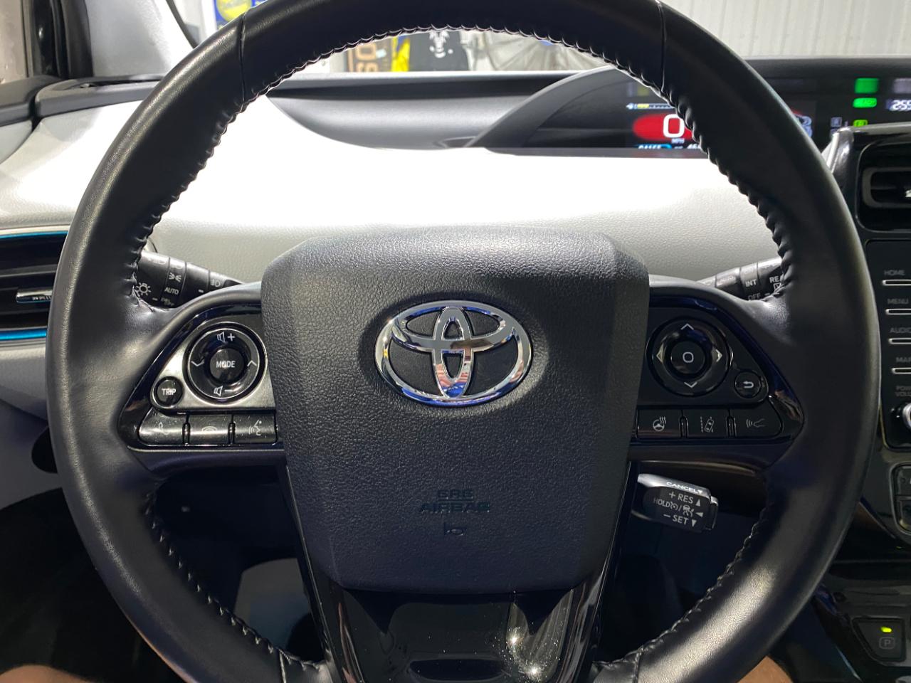 Toyota Prius LE 2022
