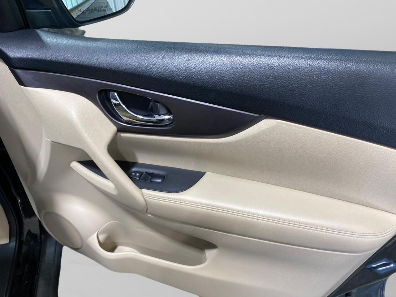 Nissan Rogue SV AWD 2016