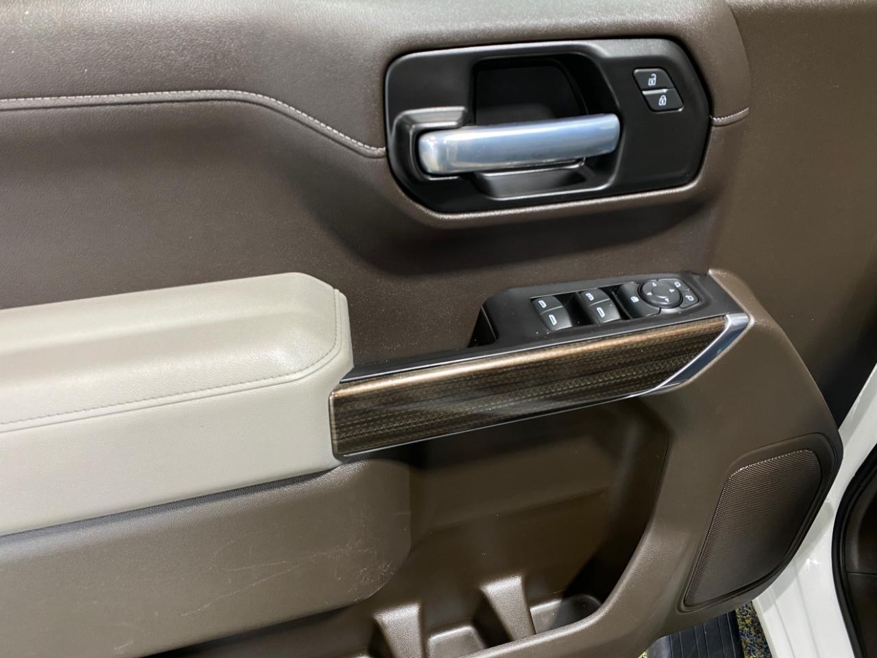 Chevrolet Silverado 1500  2021