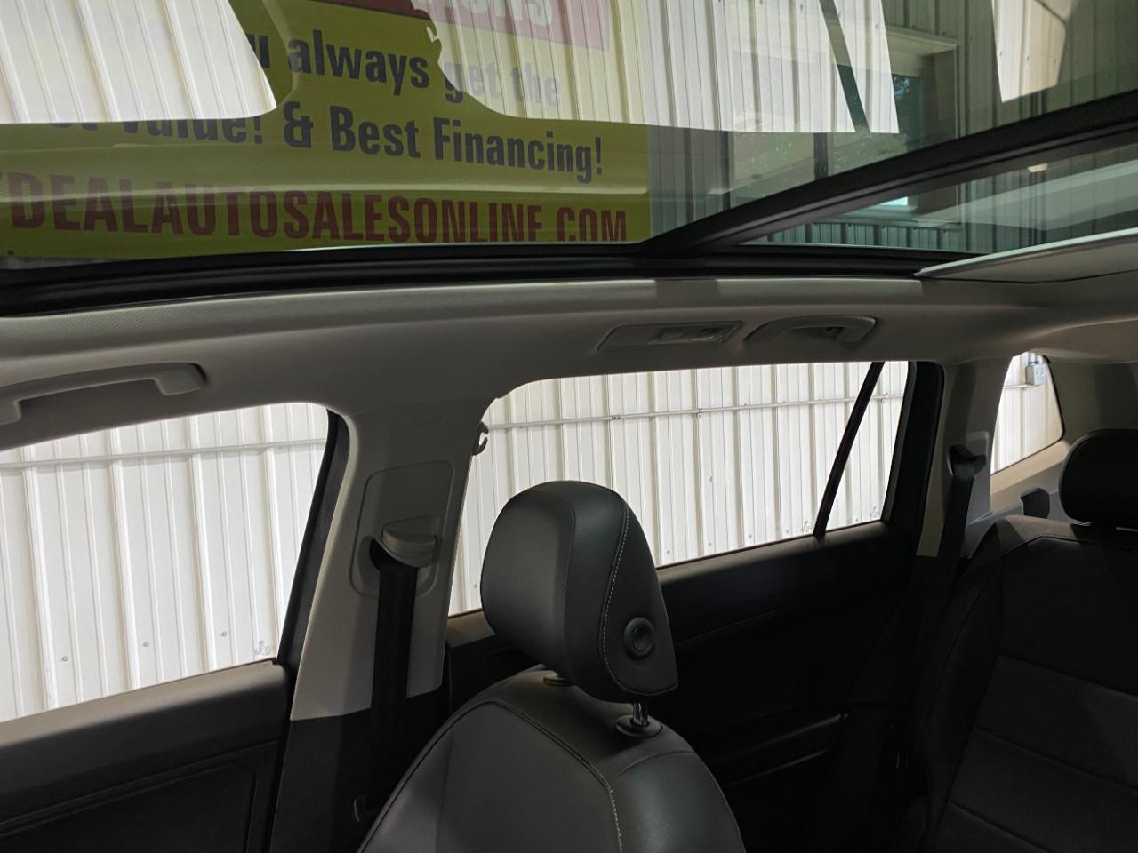 Volkswagen Tiguan SEL 4Motion AWD 2019