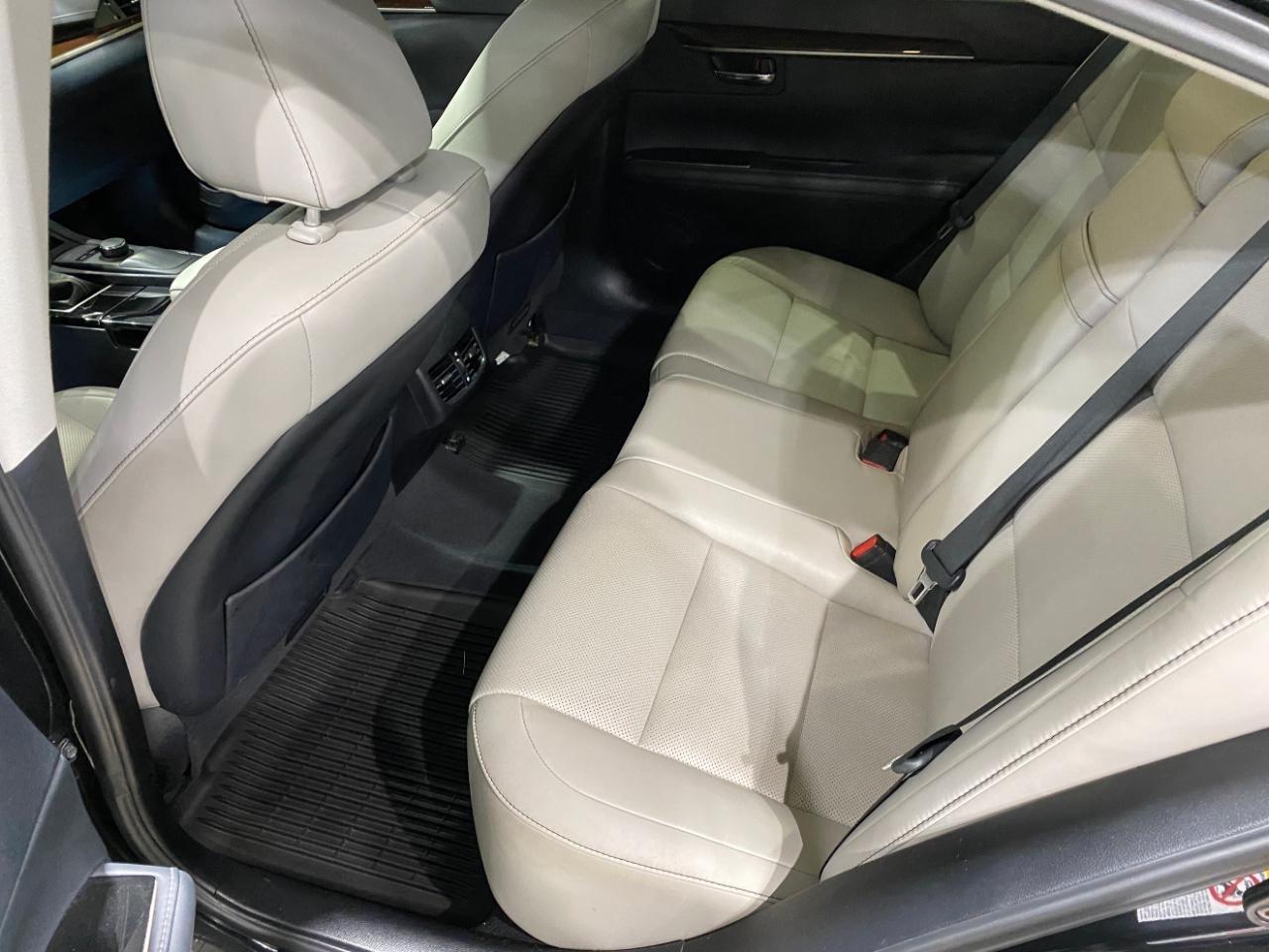Lexus ES 350 Sedan 2017