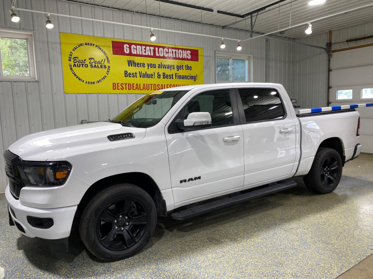 2020 RAM 1500 Big Horn Crew Cab 5ft Bed 4WD