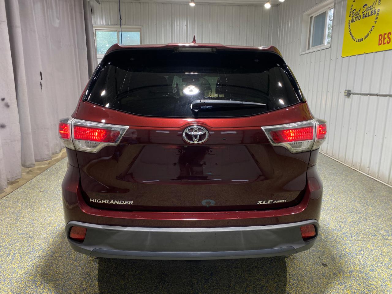 Toyota Highlander XLE AWD V6 2016