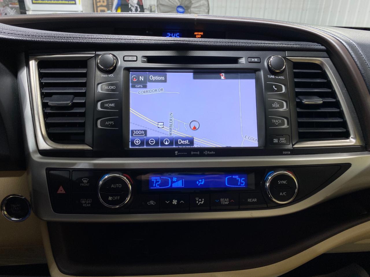 Toyota Highlander XLE AWD V6 2016
