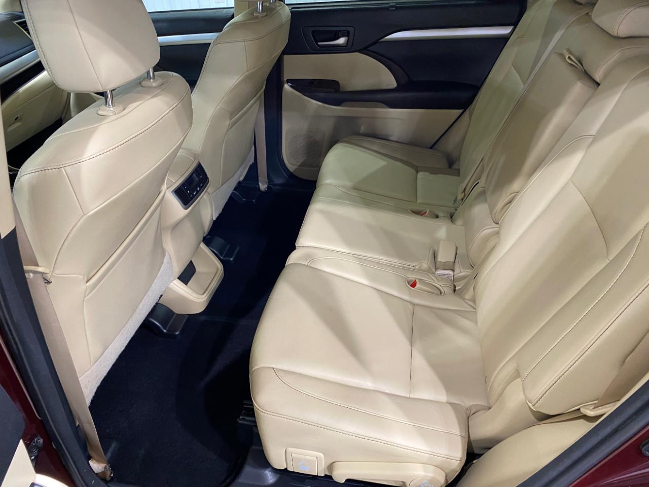 Toyota Highlander XLE AWD V6 2016